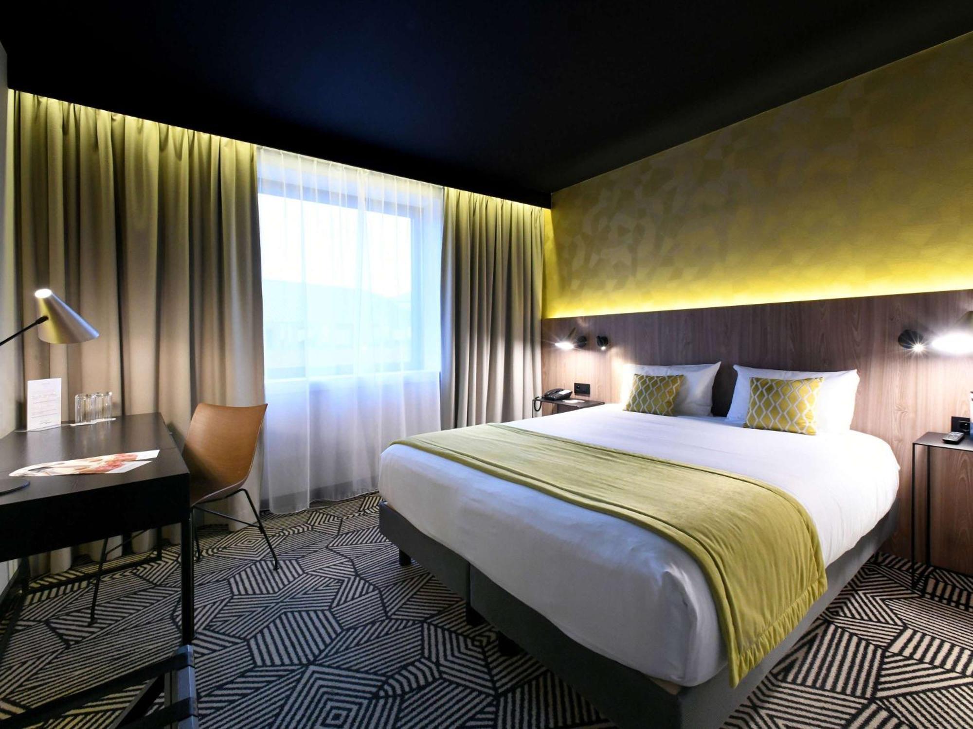 Mercure Arras Centre Gare Zewnętrze zdjęcie