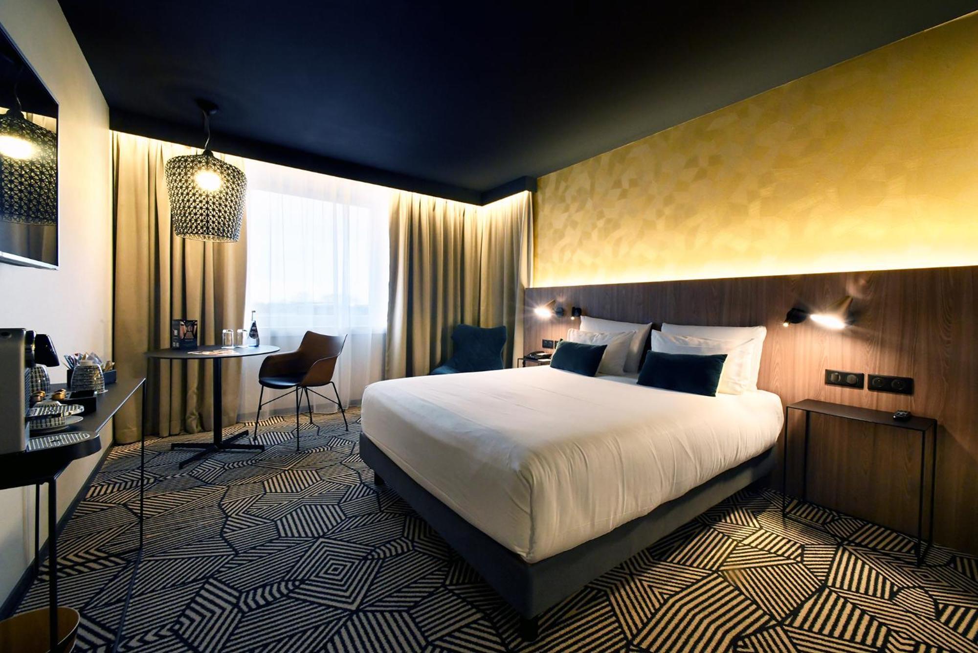 Mercure Arras Centre Gare Zewnętrze zdjęcie